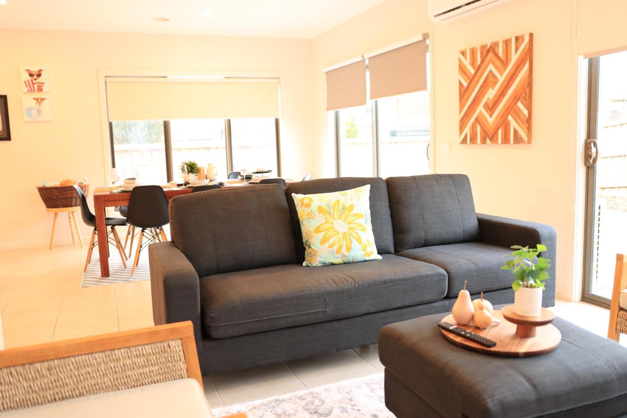Melbourne Holiday House For 15 Peoples In Sanctuary Lake Point Cook Bagian luar foto